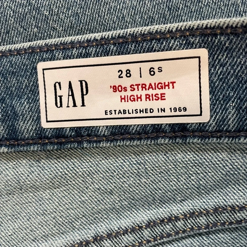 GAP 90s High Rise Straight Denim Jeans Medium Blue Indigo Wash Sz 28/6 Short NEW